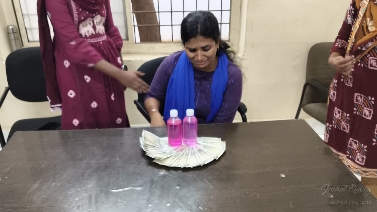 GHMC Assistant Engineer caught red-handed by ACB
